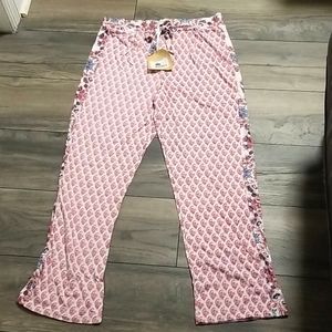 Hey gorgeous NWT lounge pants size l